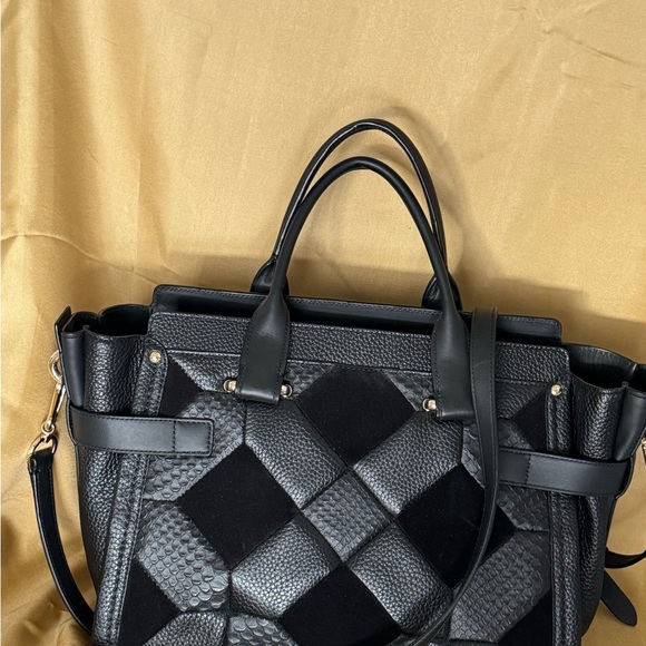 Coach leather purse - Picture 2 of 5